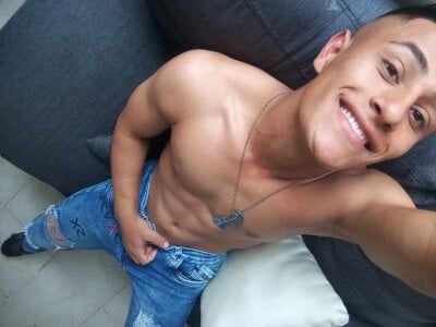 Luca07monroe - Stripchat Boy 