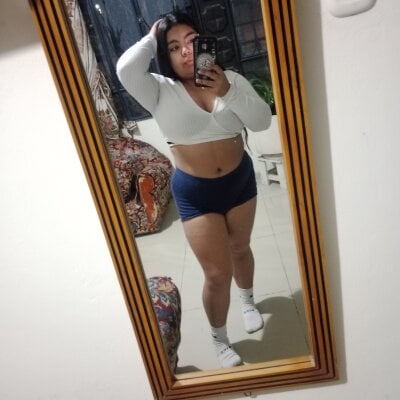 baby_moon24 from stripchat