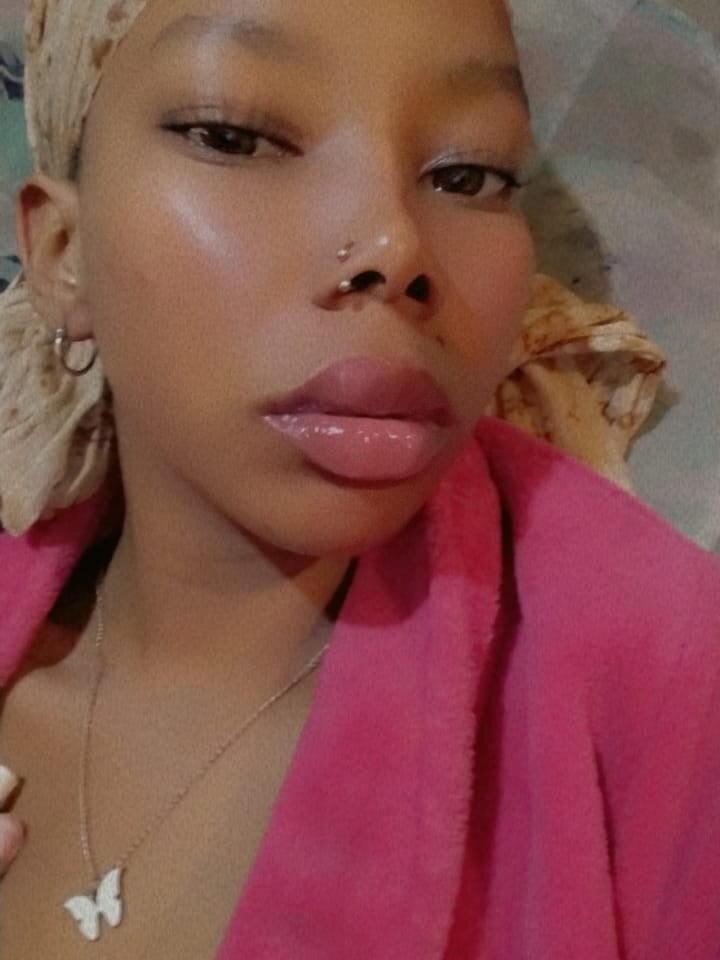 pretty_beauty from stripchat