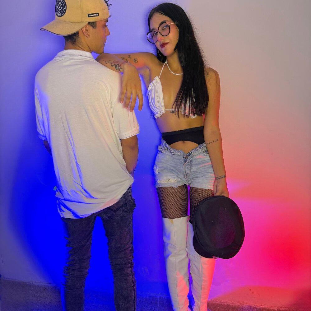 lisa_and_bart_ from stripchat