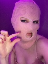 GoddessAvaRiley's Offline Chat Room