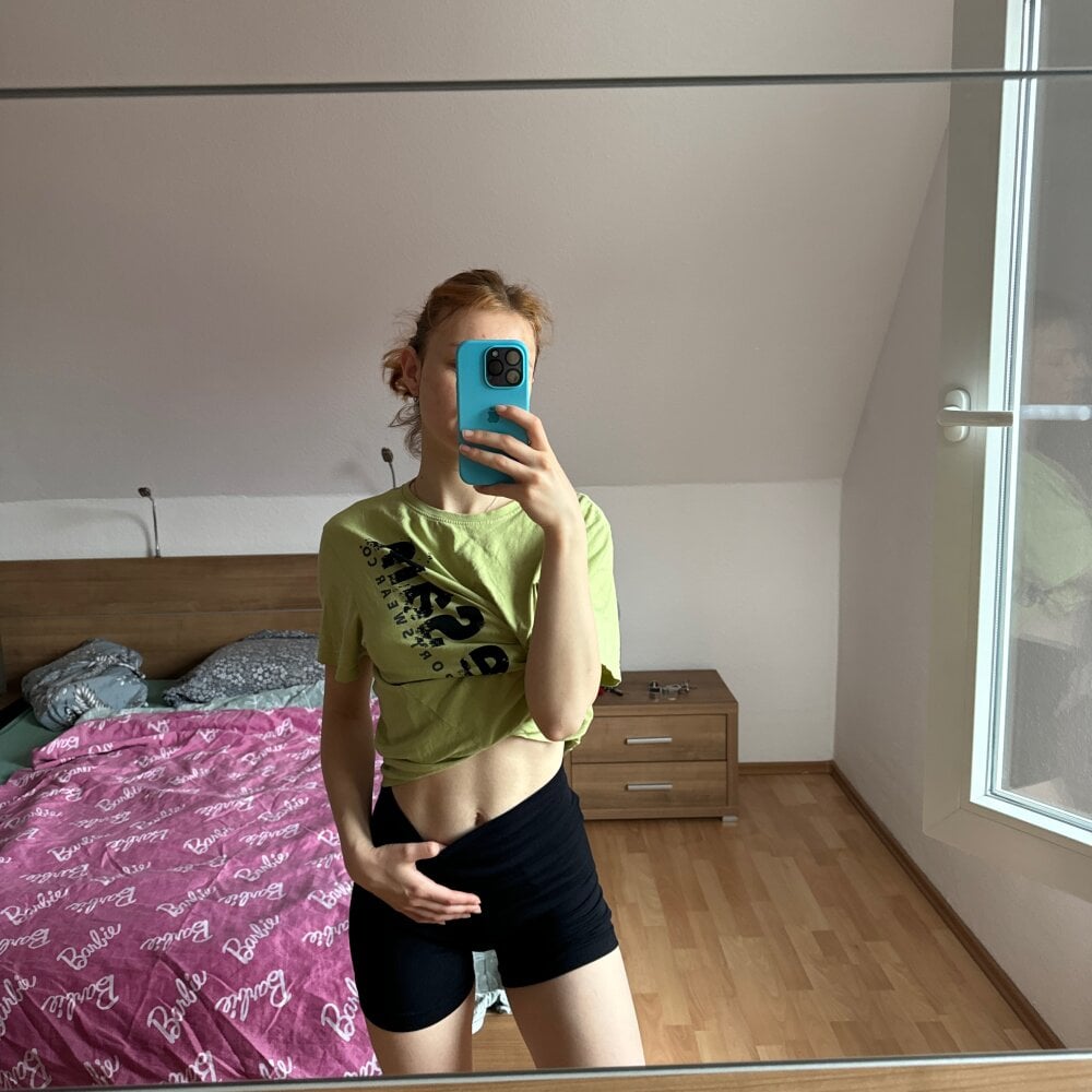 stripchat mad_girlygirl