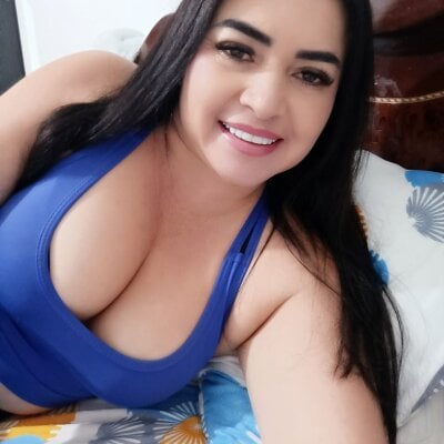 Candy69_ on StripChat