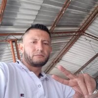 miguel10064's webcam live show