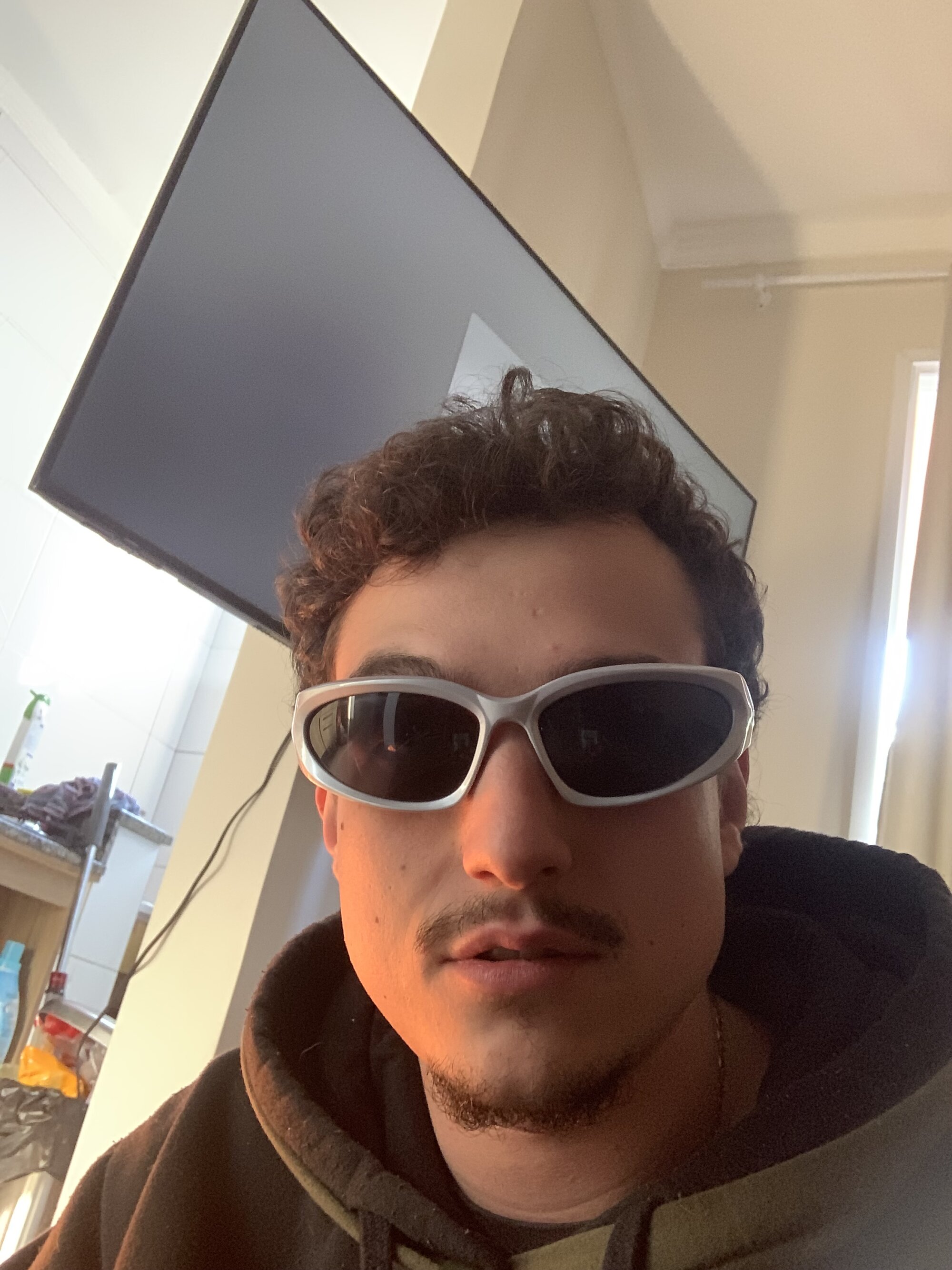 auguxt0