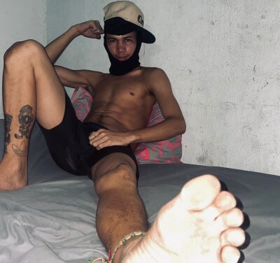 GOD_JOL Live Cam on StripChat