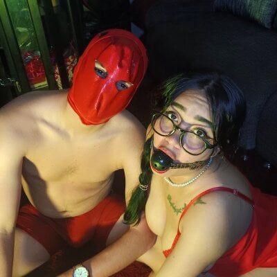 MASKED-DANGER - Stripchat Blowjob Cam2cam Cumshot Couple 