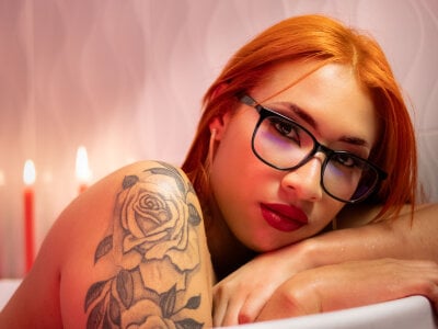 Charrlotte_quinn Female Squirtyoung Online Cam Sex