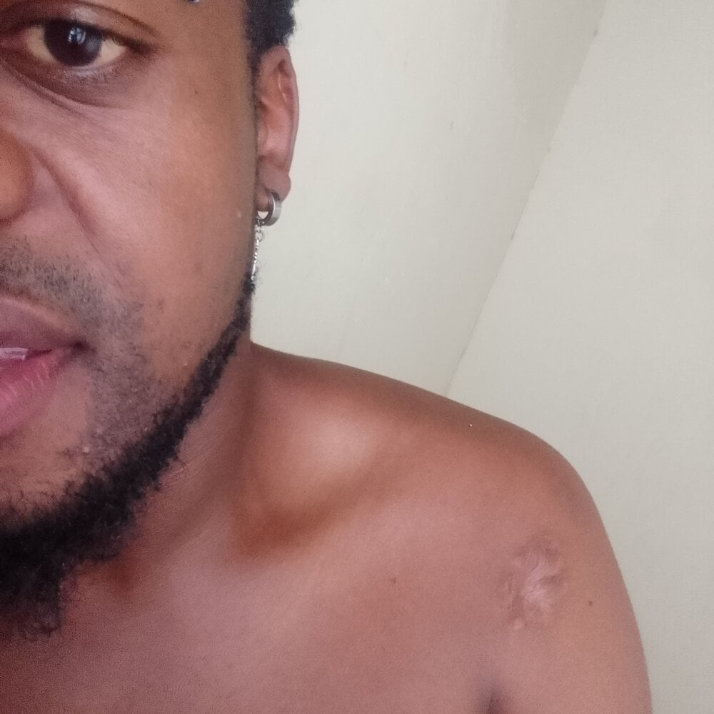 SlowFrank045's Offline XXX Chat