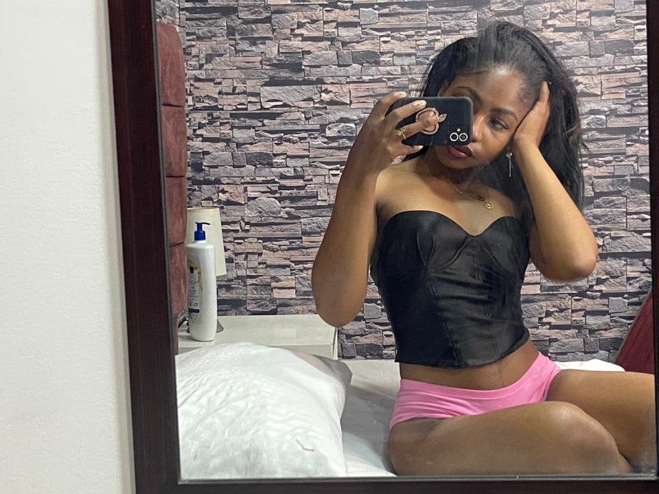 mega-camsex.net liajhonsons livesex profile in where-beautiful-ladys-are cams