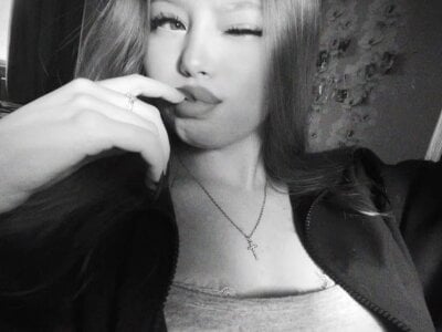 aloreana - big ass white