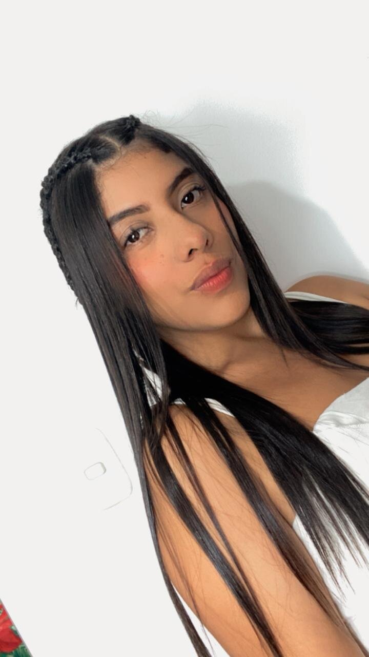 Sienna_Cooper