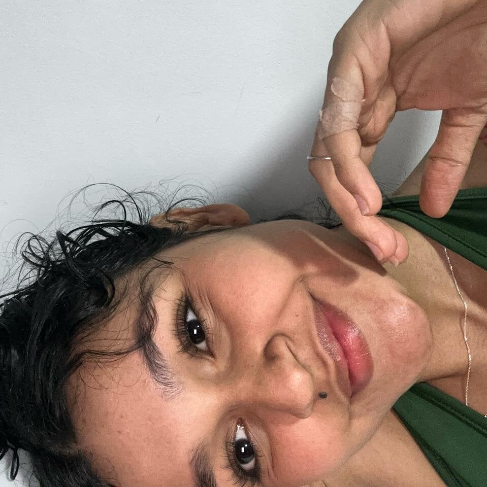 Ema_browns profile