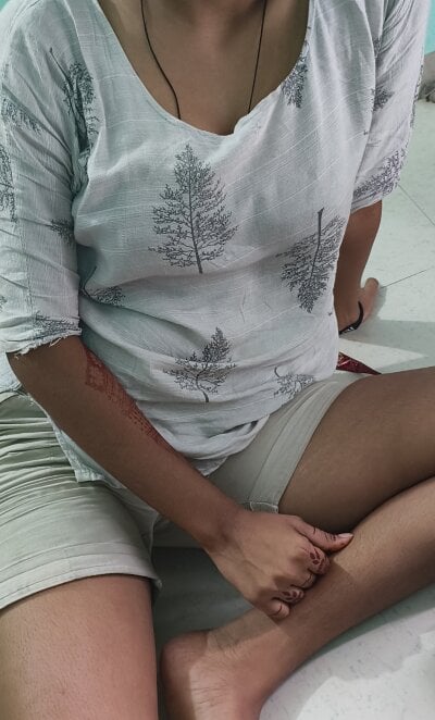 priya_bhabhii