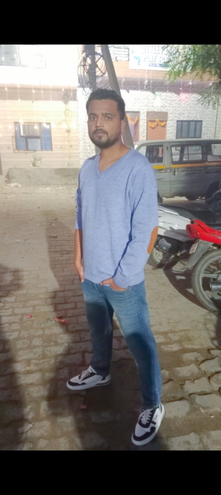 paidsexyabhi
