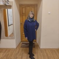 BellyEllyy's Offline XXX Chat