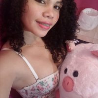 _andrea_tovar18's Offline XXX Chat