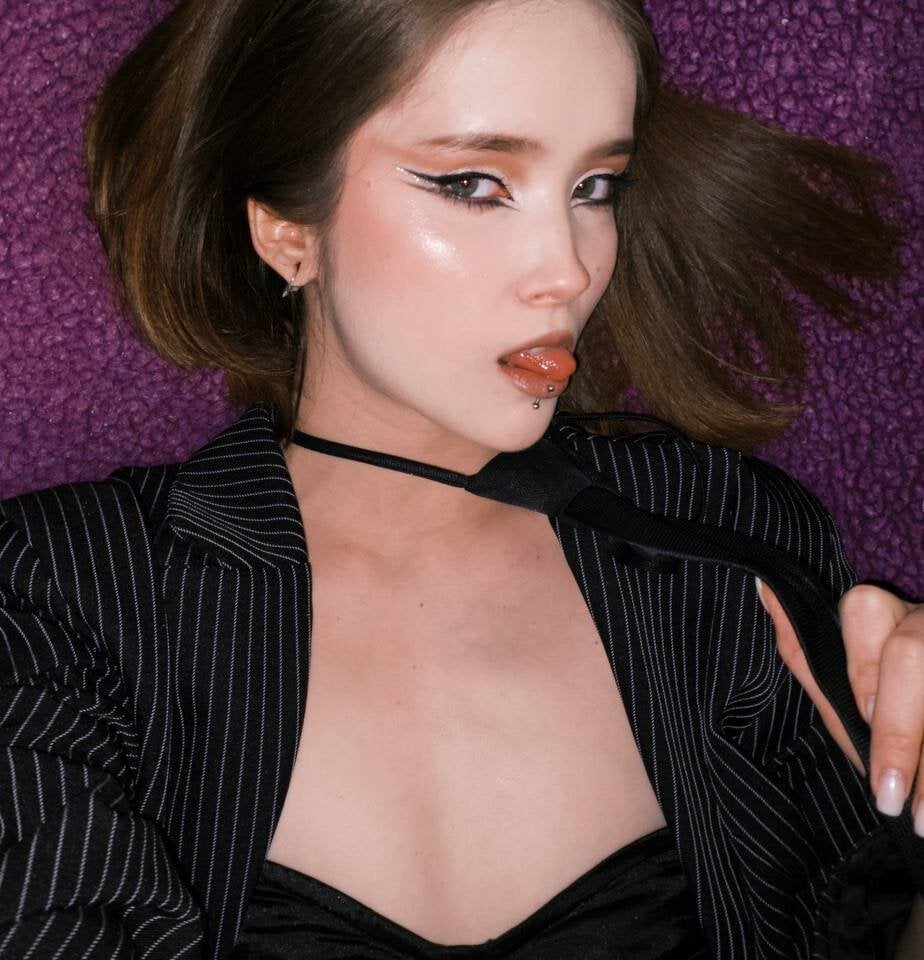 AliceSteele profile
