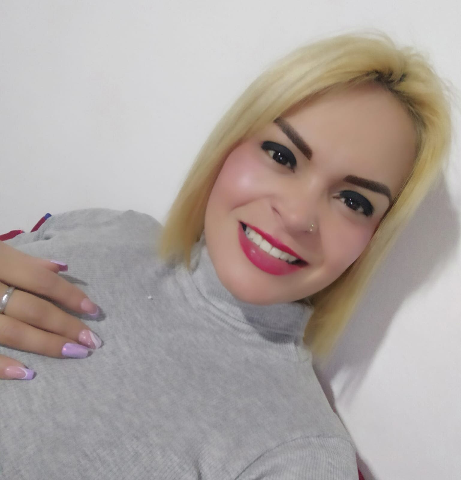 mia_hott01 live webcam