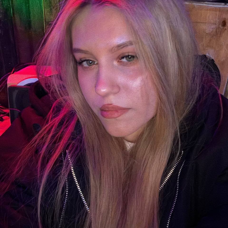 aqalina from stripchat