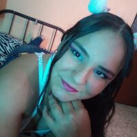 Violetaychris' Offline Chat Room