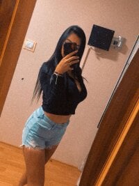 Babyfoxi's webcam live show