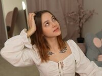 julli__a's Offline Chat Room