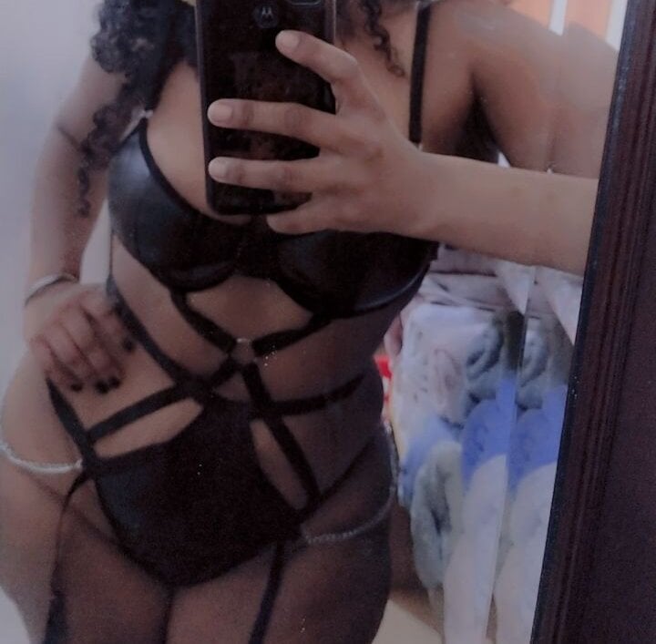 elivecams.com ticky_pheonix livesex profile in mix cams
