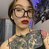 Mugler_Eva's Offline XXX Chat