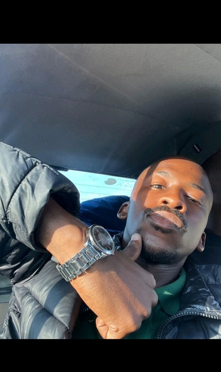 25_Izimanga's Offline XXX Chat