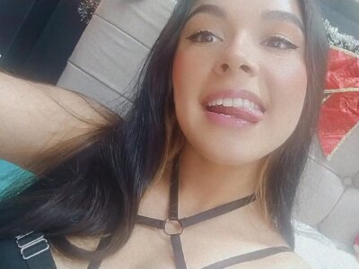 wishgirls11 😯 live online webcam