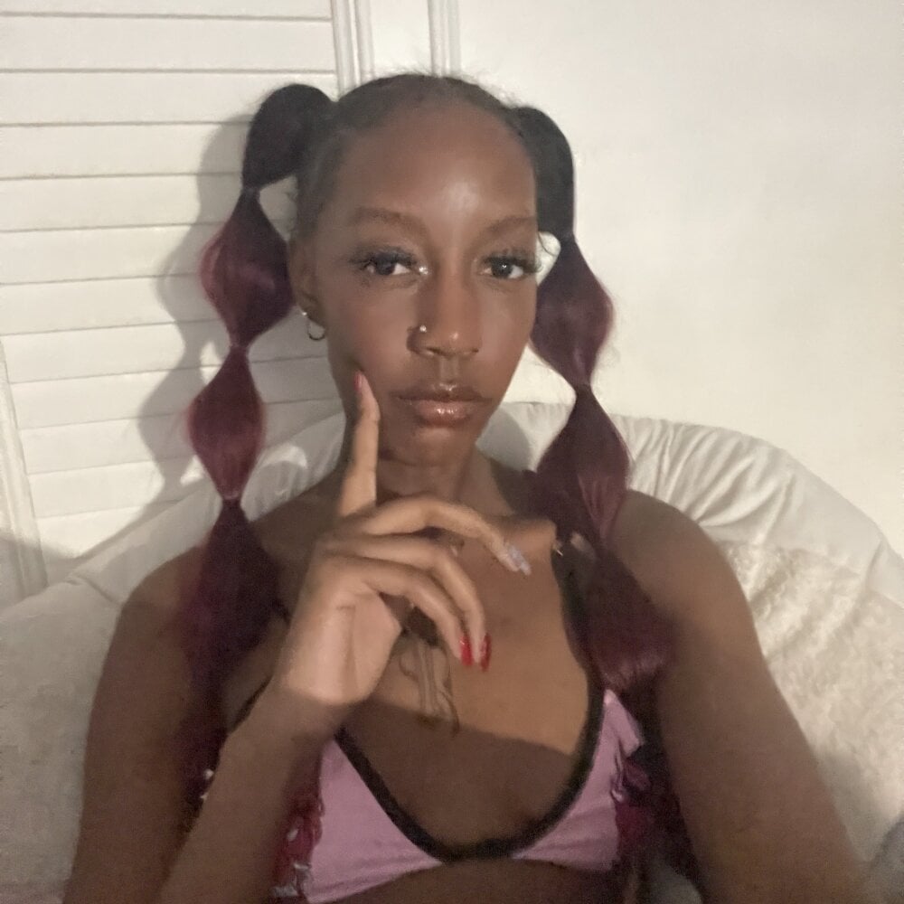 Bluesaphireee profile