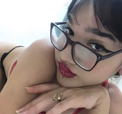 lucy_naughtyy from stripchat