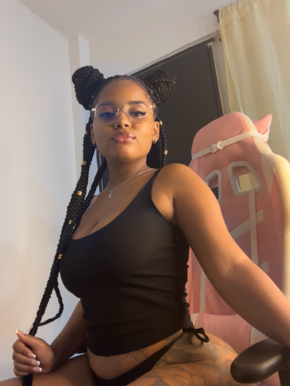 AnnePrince-'s Offline Chat Room