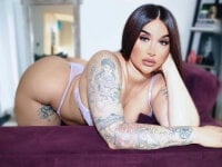 priyayoung's Offline XXX Chat