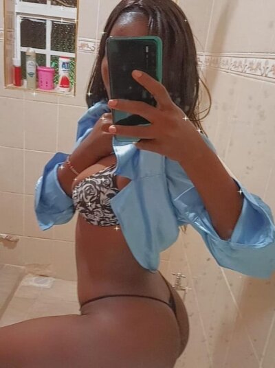 Zurifolll on StripChat