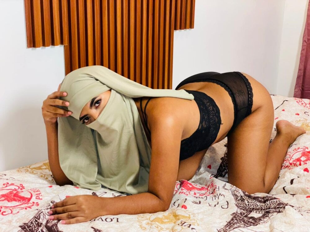 pornos.live nahla_hamdan livesex profile in thin cams