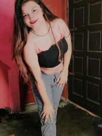 MONYARAAKTER's Offline XXX Chat