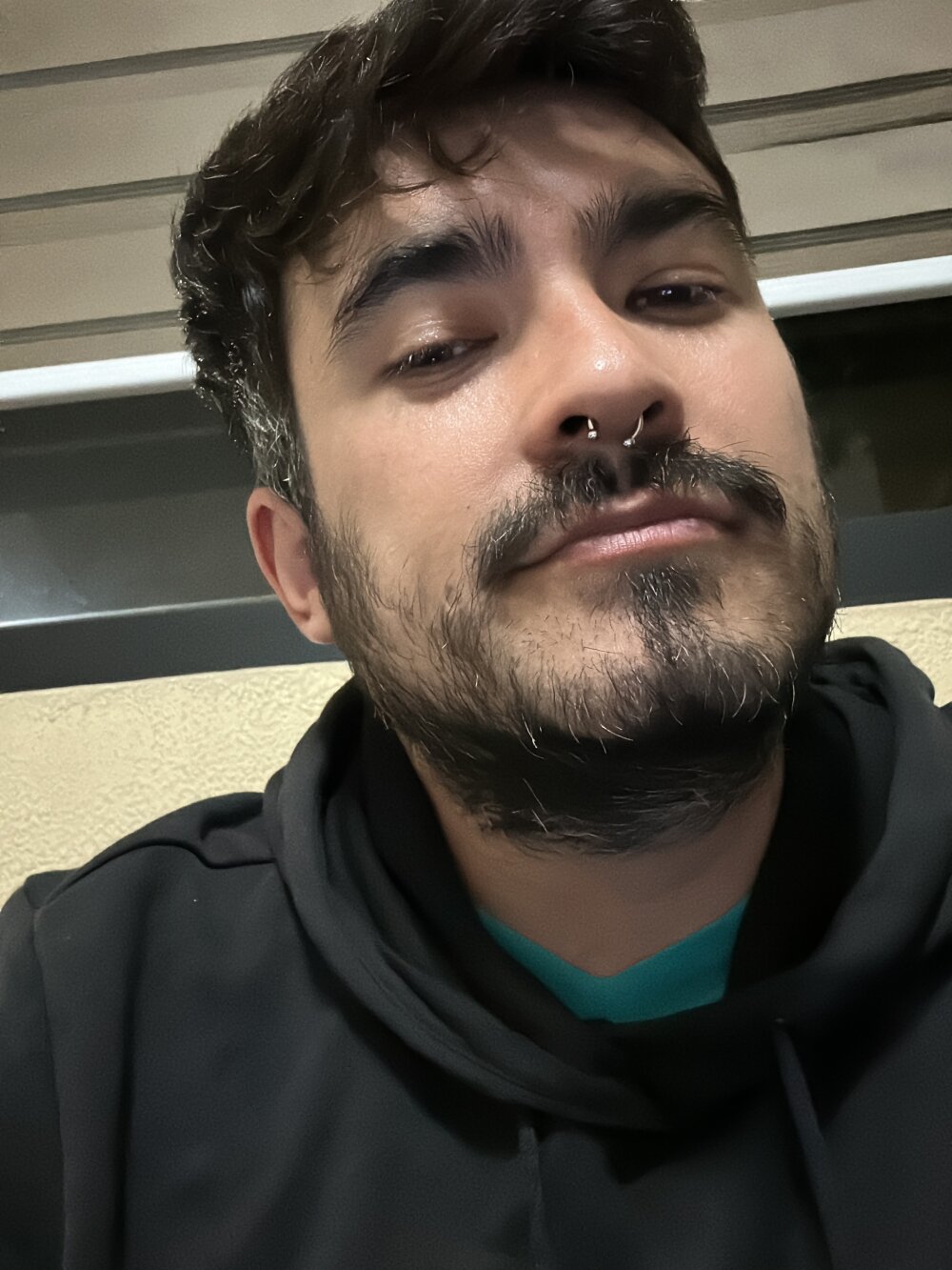 leon__dark from stripchat
