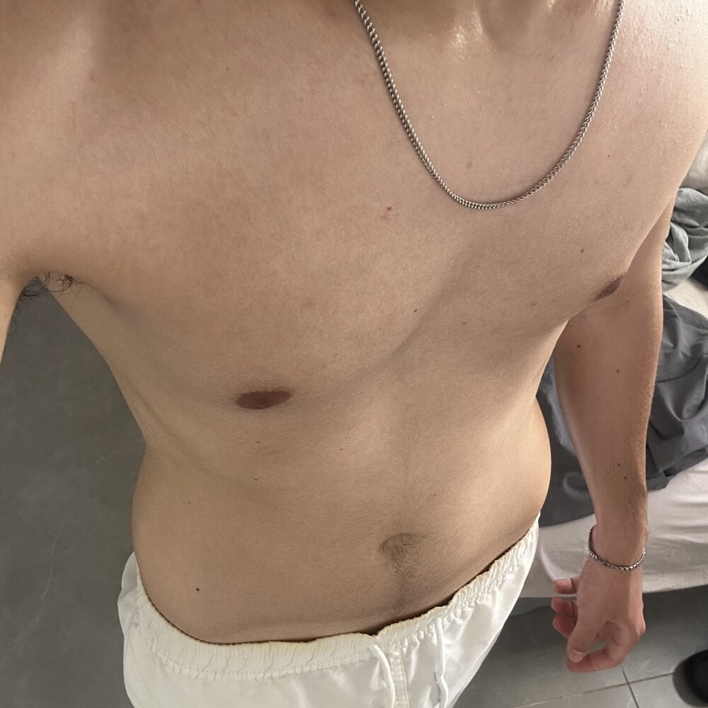 olive_yh's Offline XXX Chat