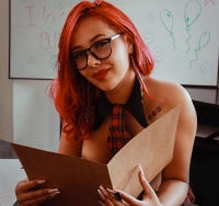 caroline_jade's Offline Chat Room