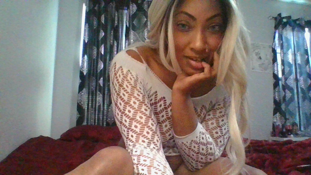 ImoanNaomii