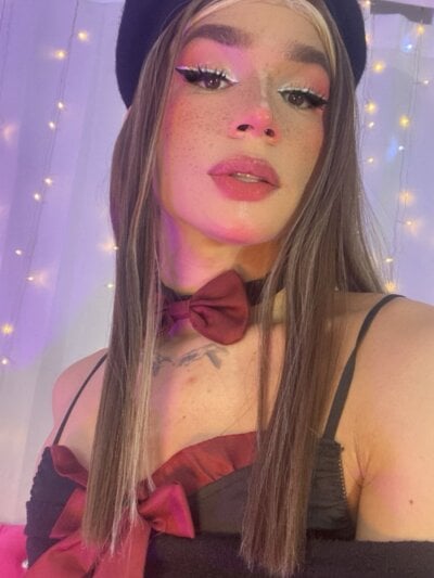 Saskia_secret - Stripchat Teen Lovense Blowjob Trans 