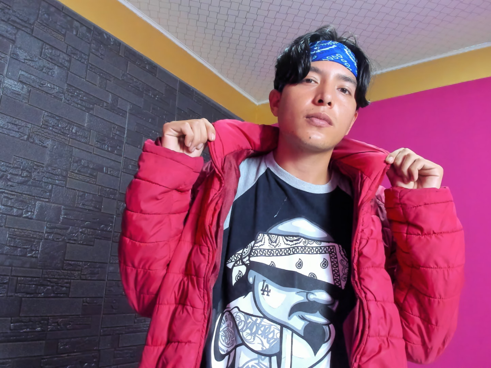 Chatroom XXX hors ligne de hansel_yesid28