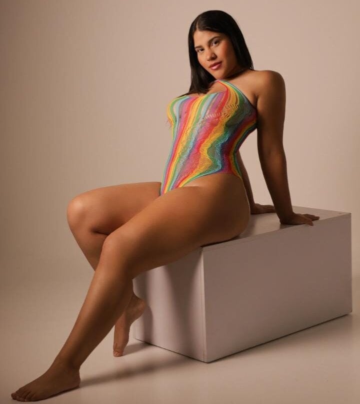 دردشة honey-anny الجنسية دون اتصال