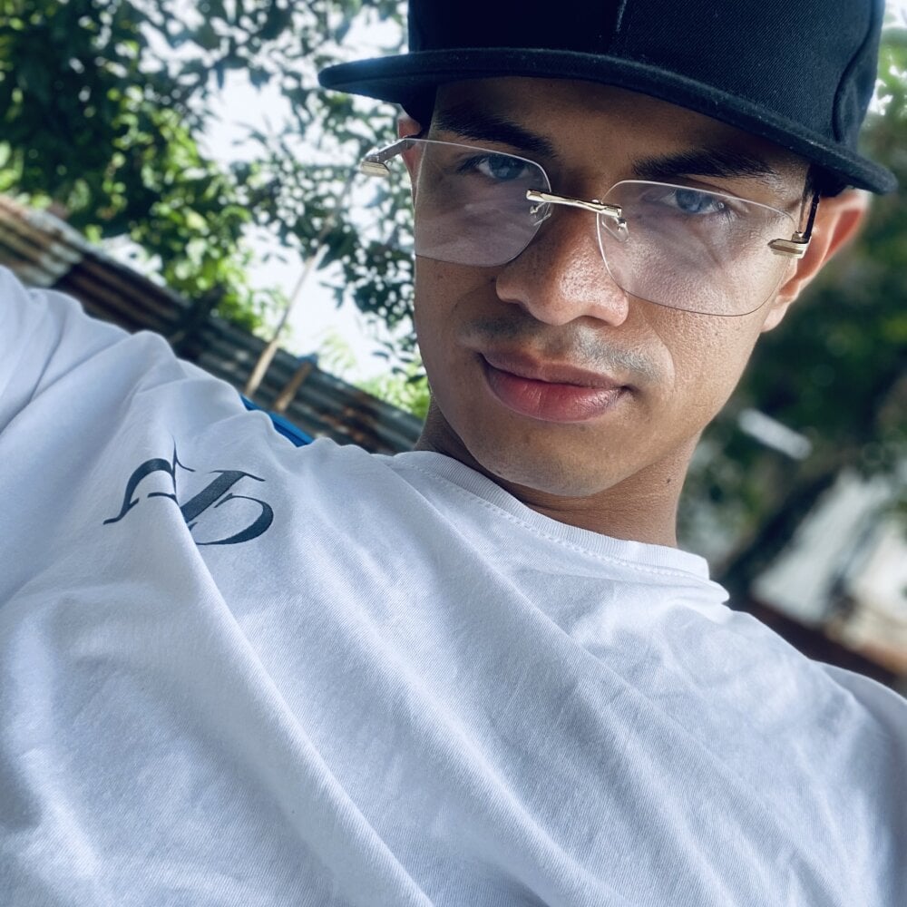 Alexander19Che