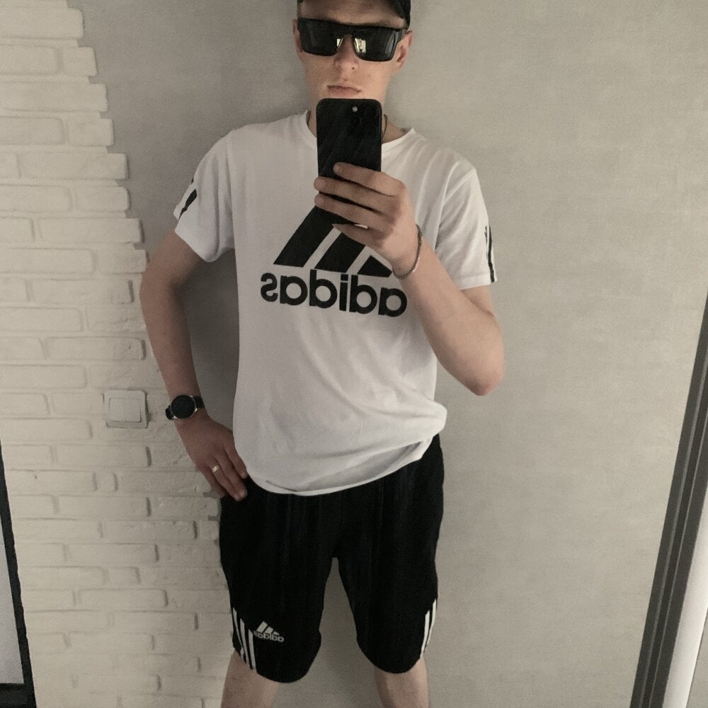 studdedbrage from stripchat