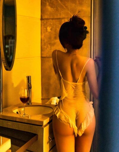 Hinami_Love 👇 adult cam chat