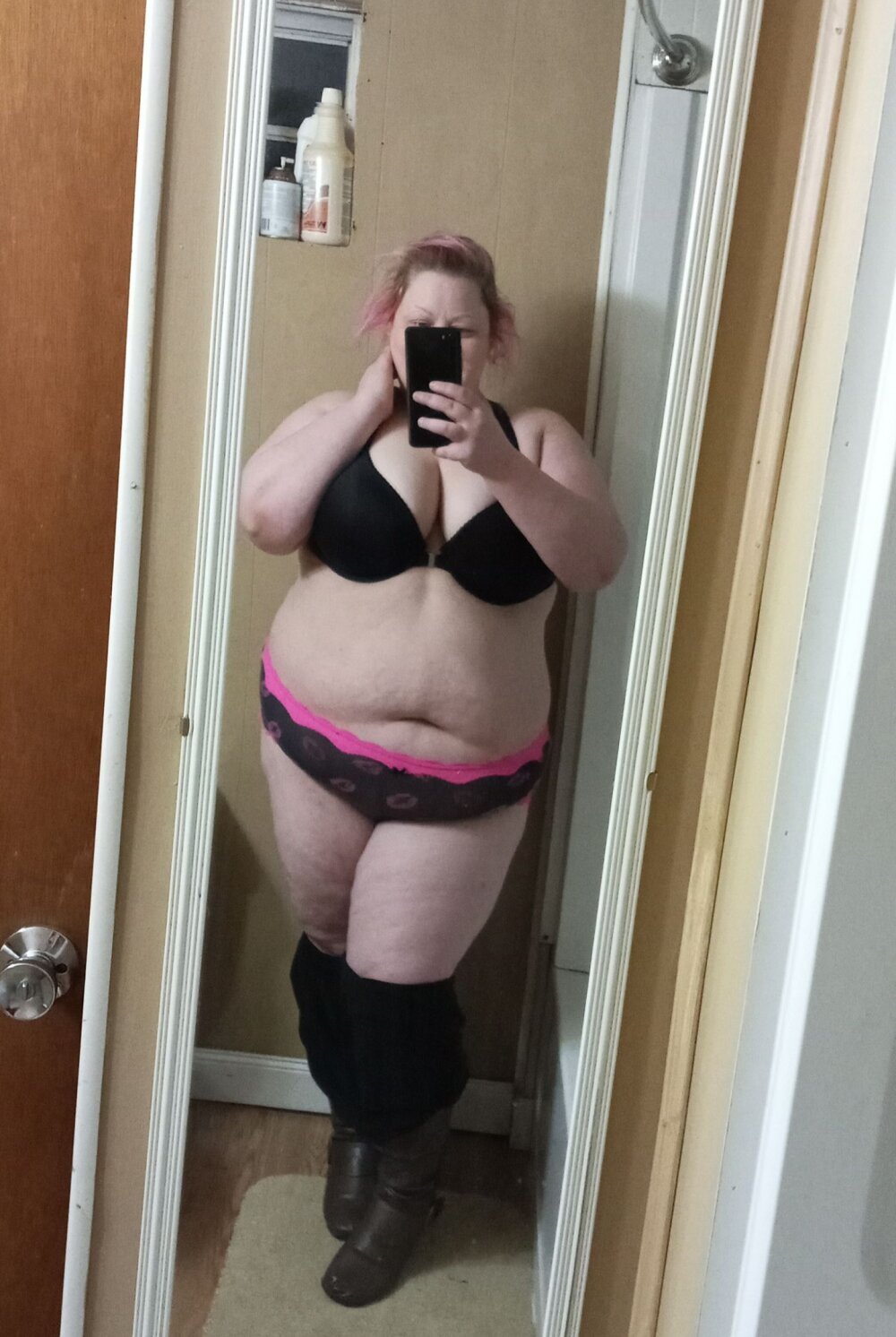 Bbw_anal_whore profile
