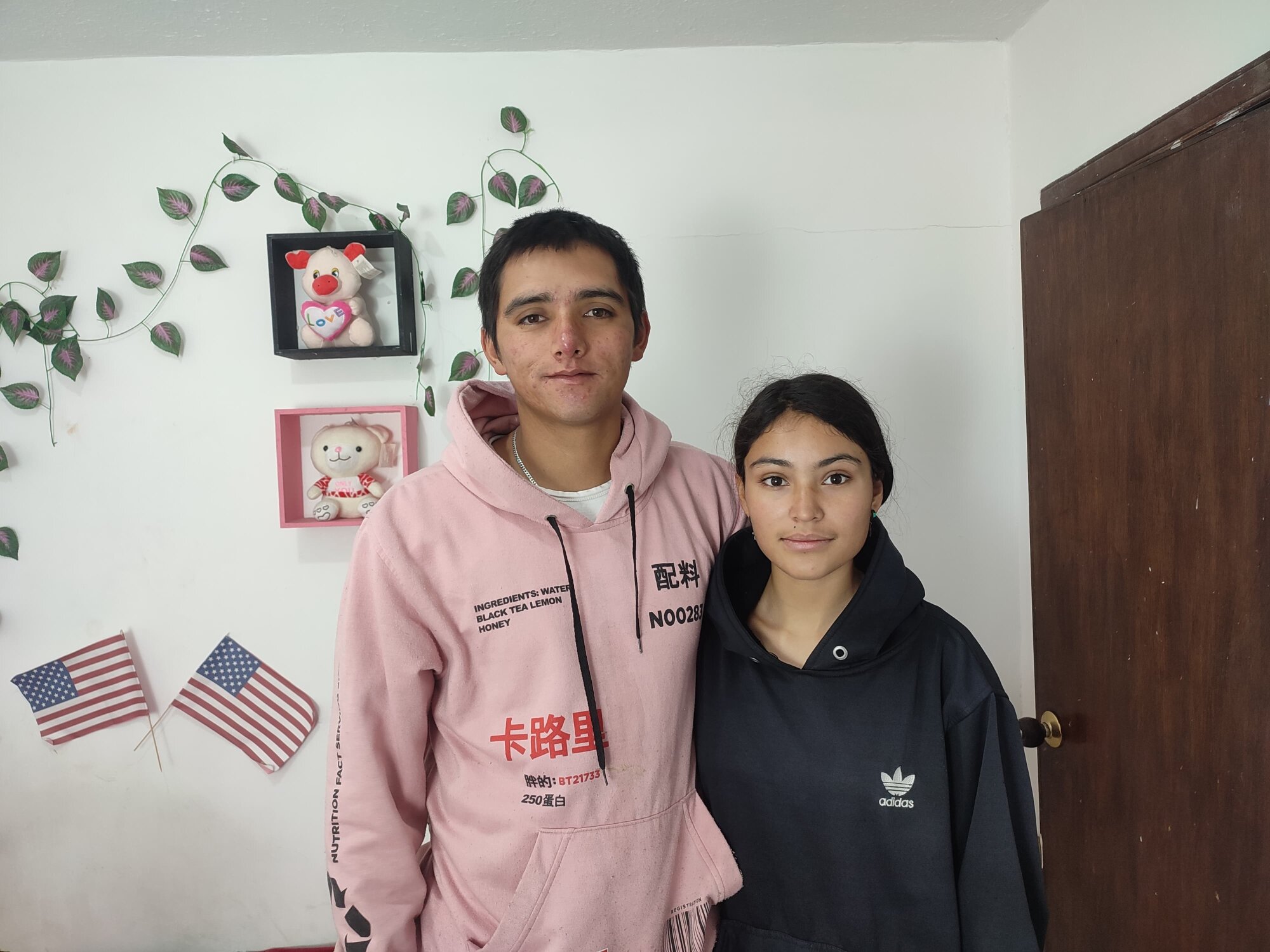 AliceAndMike_